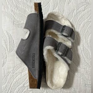 Birkenstock Women's Arizona Shearling-Lined Grey Sandals - Size 38
